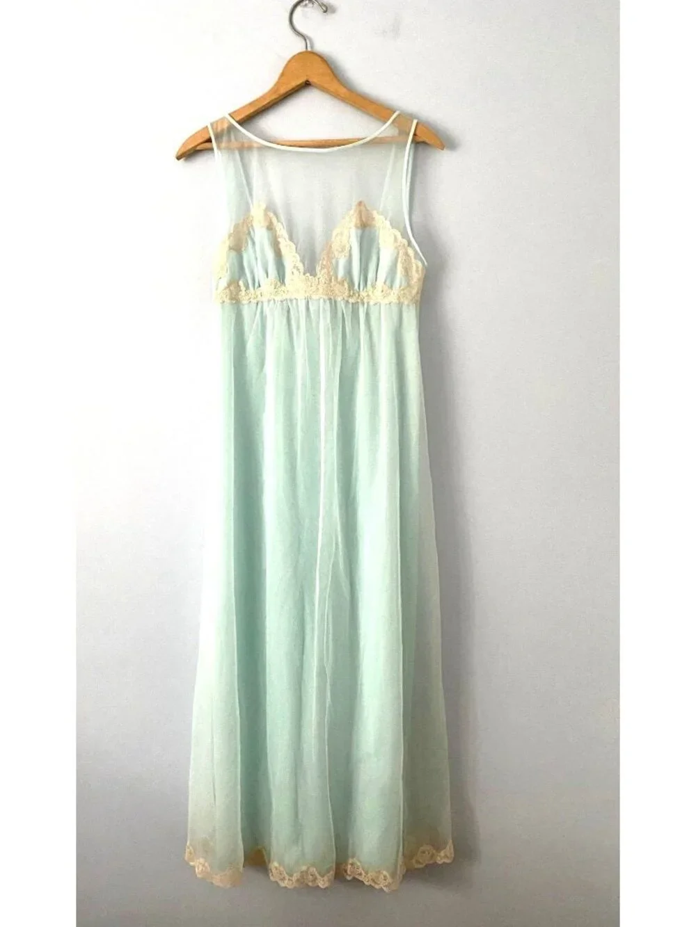 Vintage Evette Nightgown, Pale Aqua with Lace Trim, Size Small, Made in USA